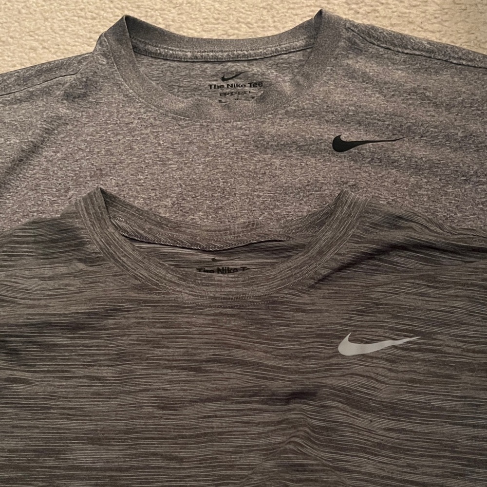 Nike Men's Heathered Gray Short Sleeve Tees